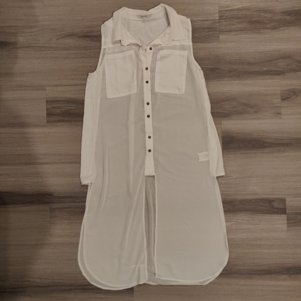 Miss Me sleeveless sheer tunic, white, size medium
